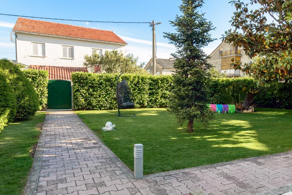 הוילה Kaštela Kuca Za Odmor Kuzmanic מראה חיצוני תמונה